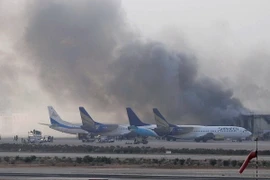Pakistan: Các tay súng tấn công học viện ở sân bay Karachi
