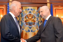 Joe Biden: Mỹ cam kết hỗ trợ nền kinh tế Ukraine