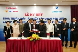 Với thỏa thuận được ký kết, các đơn vị thuộc VNPT sẽ cung cấp giải pháp cho Tập đoàn Hoa Lâm. (Nguồn: CTV/Vietnam+)