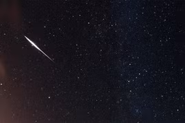 Mưa sao băng. (Ảnh minh họa: Space.com) 
