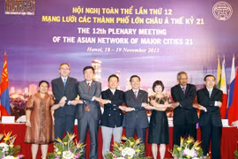 “Xây dựng nền tảng cho công nghệ và công nghiệp”