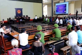 Toàn cảnh phiên xét xử chiều 14/11. (Ảnh: Trung Kiên/TTXVN)