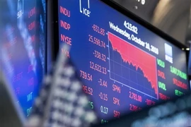 Giao dịch tại thị trường chứng khoán New York, Mỹ. (Nguồn: THX/TTXVN)
