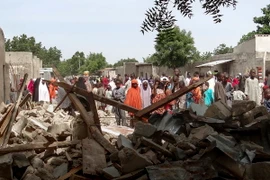 Hiện trường một vụ đánh bom liều chết tại Maiduguri, đông bắc Nigeria. (Nguồn: AFP/TTXVN)