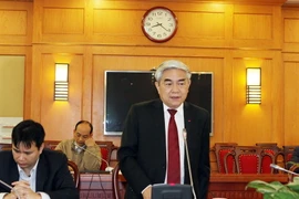 Bộ trưởng Bộ Khoa học và Công nghệ Nguyễn Quân phát biểu tại buổi làm việc. (Ảnh: Nguyễn Dân/TTXVN)