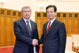 Thủ tướng Nguyễn Tấn Dũng tiếp ông I. Sechin, Chủ tịch Tập đoàn Rosneft trong chuyến thăm và làm việc tại Việt Nam tháng 3/2014.( Ảnh: Đức Tám/TTXVN)