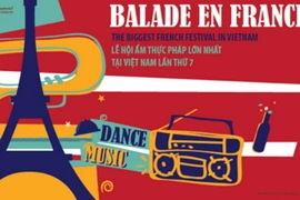 Ca sỹ Elvis Phương biểu diễn trong Lễ hội Ẩm thực Pháp lần 7 