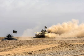 Quân đội Chính phủ Iraq tiến về làng Tall al-Tibah ,cách thành phố Mosul khoảng 30km ngày 21/10. (Nguồn: AFP/TTXVN)