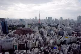 Toàn cảnh trung tâm thành phố Tokyo ngày 15/8. (Nguồn: AFP/TTXVN)