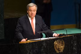 Ông Antonio Guterres phát biểu tại lễ tuyên thệ nhậm chức tân Tổng thư ký LHQ ở New York ngày 12/12. (Nguồn: AFP/TTXVN) 