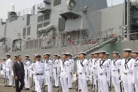 [Photo] Hai tàu khu trục Nhật Bản thăm hữu nghị Việt Nam