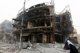 Hiện trường một vụ đánh bom ở Karrada-Dakhil, Baghdad, Iraq ngày 3/7. Ảnh minh họa. (Nguồn: AFP/TTXVN)