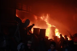 Hiện trường vụ cháy. (Ảnh: Lê Sen/TTXVN)