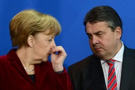 Thủ tướng Đức Angela Merkel và Phó Thủ tướng kiêm Bộ trưởng Năng lượng-Kinh tế Sigmar Gabriel. (Nguồn: AFP/TTXVN)