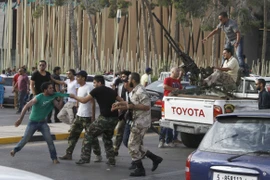 Libya đã từ lâu rơi vào tình trạng hỗn loạn của các phe phái chống đối nhau. (Ảnh: sensiblereason.com)
