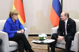 Tổng thống Nga Vladimir Putin và Thủ tướng Đức Angela Merkel bên lề Hội nghị G20 tại Thổ Nhĩ Kỳ năm 2015. (Nguồn: AFP/TTXVVN)