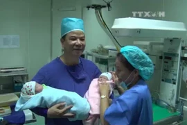 [Video] Thái Nguyên đón em bé đầu tiên ra đời bằng thụ tinh ống nghiệm