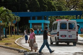 Bên ngoài Bệnh viện thành phố Cerro, La Havana của Cuba. (Nguồn: AFP/TTXVN)