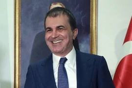  Bộ trưởng phụ trách các vấn đề châu Âu Omer Celik. (Nguồn: AFP/TTXVN)