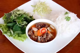 Bún chả Việt Nam có hương vị hấp dẫn đặc biệt
