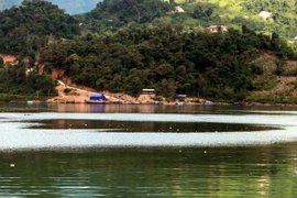 Hồ Sông Đà. (Ảnh: Điêu Chính Tới/TTXVN)