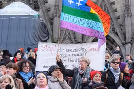 Biểu tình phản đối người nhập cư tại thành phố Cologne. (Nguồn: AFP/TTXVN)