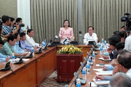 Bộ trưởng Bộ Y tế Nguyễn Thị Kim Tiến phát biểu tại cuộc họp. (Ảnh: Phương Vy/TTXVN)