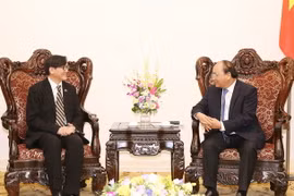 Thủ tướng Nguyễn Xuân Phúc tiếp ông Manopchai Vongphakdi, Đại sứ đặc mệnh Toàn quyền Thái Lan đến chào xã giao nhân dịp nhận nhiệm kỳ công tác tại Việt Nam. (Ảnh: Thống Nhất/TTXVN)