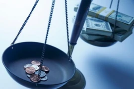 Chênh lệch về tiền lương ngày càng gia tăng ở Bắc Mỹ và châu Á 