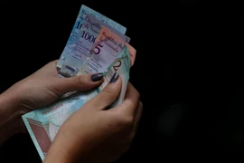 Kiểm đồng Bolivar chủ quyền tại thủ đô Caracas, Venezuela. (Ảnh: THX/TTXVN)