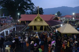 Ngôi đền linh thiêng nhất của người Hindu ở Sabarimala, bang Kerala, Ấn Độ. (Ảnh: AFP/TTXVN)