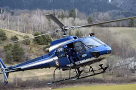 Một chiếc trực thăng Airbus AS350. (Nguồn: AFP)