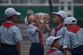 Trẻ em tại Bình Nhưỡng, Triều Tiên. (Ảnh: AFP/TTXVN)