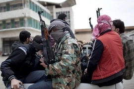 Hơn 1.400 công dân Pháp có liên hệ với phần tử cực đoan Syria