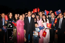 Thủ tướng Nguyễn Tấn Dũng bắt đầu chuyến thăm chính thức Australia