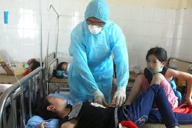 Lâm Đồng: 16 học sinh tiểu học sốt cao do nhiễm cúm H1N1