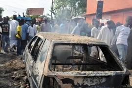 Đánh bom liên hoàn tại Nigeria, gần 100 người thương vong