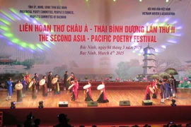 200 nhà thơ đến từ 43 nước dự Liên hoan thơ tại Bắc Ninh