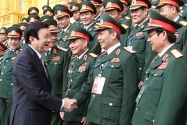 Chủ tịch nước gặp mặt đoàn cán bộ cựu chiến binh Quân đoàn 2
