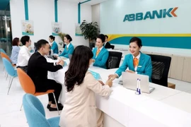 ABBANK là một ngân hàng thương mại cổ phần có bề dày lịch sử 31 năm và mạng lưới hoạt động 165 chi nhánh trên toàn quốc. (Ảnh: Vietnam+)