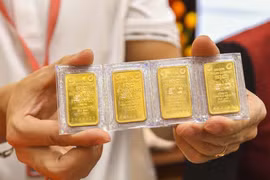 Giá vàng miếng SJC không có biến động. (Ảnh: Vietnam+)