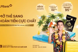 Ngân hàng LPBank ưu đãi hoàn tiền cho chủ thẻ JCB Ultimate. (Ảnh: Vietnam+)