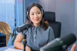 Chị Đỗ Thị Thùy Dung – khách mời chương trình Podcast “Thịnh vượng tài chính” do ngân hàng VPBank sản xuất. (Ảnh: Vietnam+)