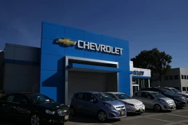 Các xe ôtô hiệu Chevrolet bày bán tại San Leandro, bang California, Mỹ ngày 15/5. (Nguồn: AFP/TTXVN) 