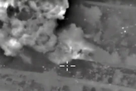 Không quân Nga không kích trúng một mục tiêu IS tại thành phố Aleppo, Syria. (Nguồn: AFP/TTXVN) 