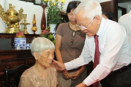 TP Hồ Chí Minh dành 32 tỷ đồng tặng quà đối tượng chính sách