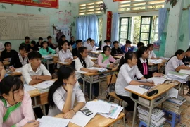 Học sinh lớp 12 trường Phổ thông Dân tộc nội trú tỉnh Lào Cai. (Ảnh: Quốc Khánh/TTXVN)