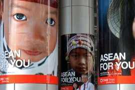Ápphích quảng bá cho AEC ở Bangkok (Thái Lan) ngày 14/1/2013. (Nguồn: AFP/TTXVN) 