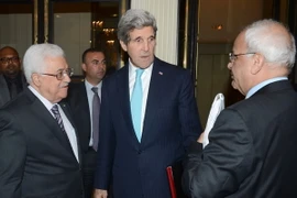 Trưởng đoàn đàm phán Palestine chỉ trích Tổng thống Abbas