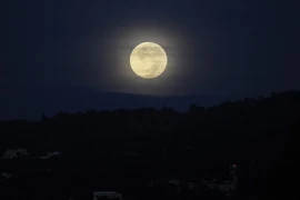 Thêm bằng chứng về nguồn gốc hình thành Mặt Trăng